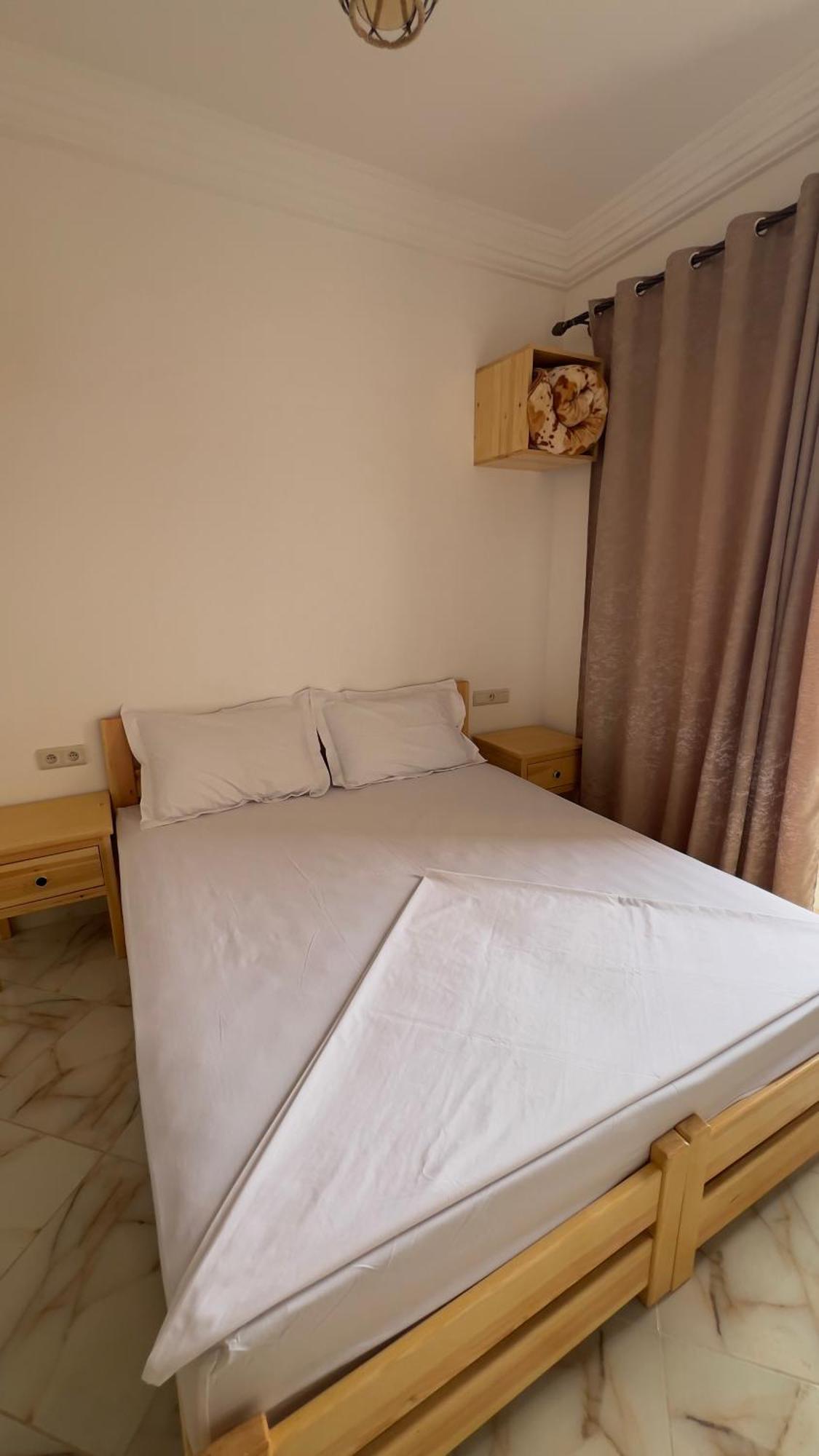 Ocean Waves Guest House Эмуан Экстерьер фото